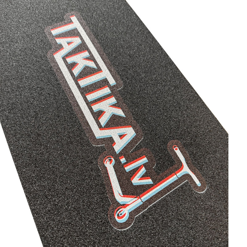 Taktika.lv griptape wide logo 3D skrejriteņu smilšpapīrs